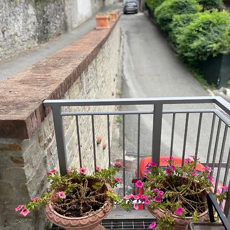 Charming Two Bedroom House Strevi