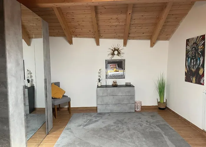 Charming Two Bedroom House Feriehus *