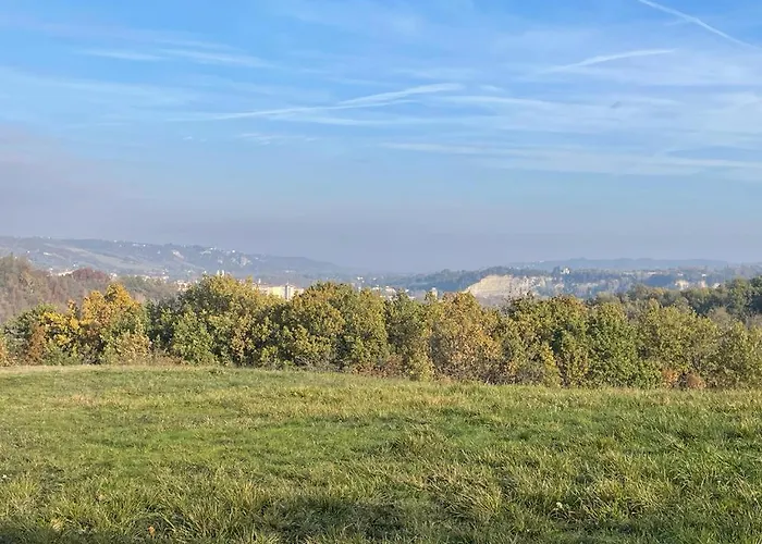Feriehus Charming Two Bedroom House Strevi